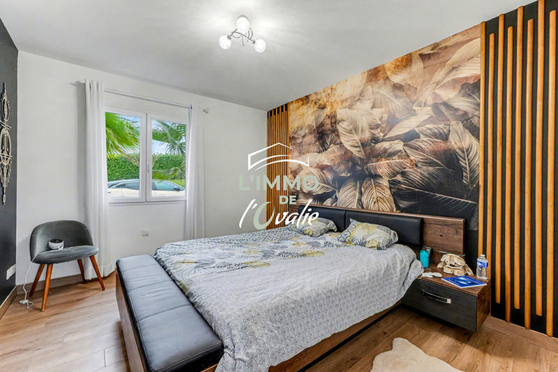 Maison - 170 m² - 5 pièces