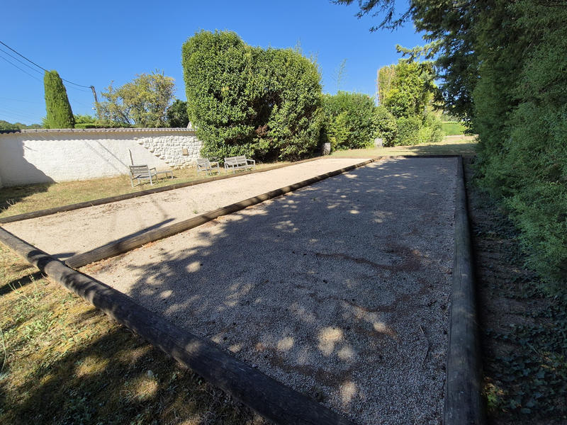 Maison - 208 m² - 8 pièces