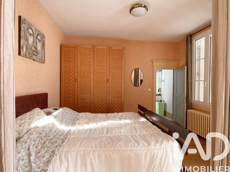 Maison de village - 242 m² - 6 pièces