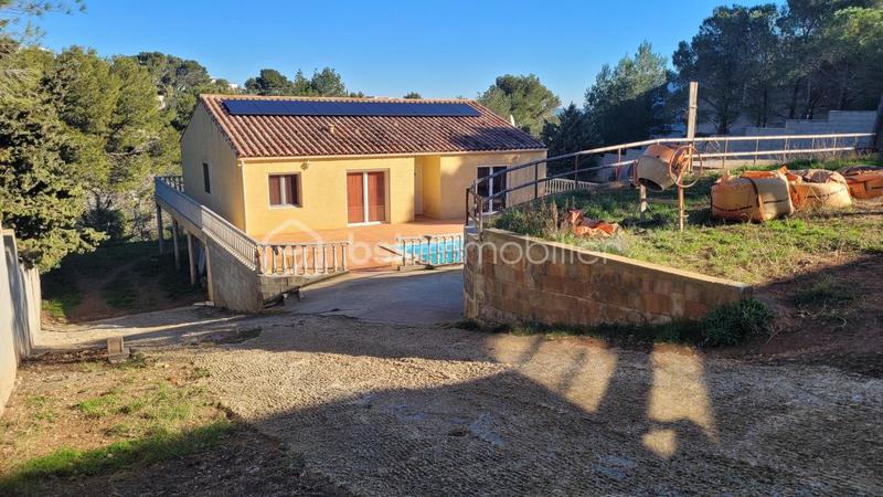 Villa - 183 m² - 6 pièces