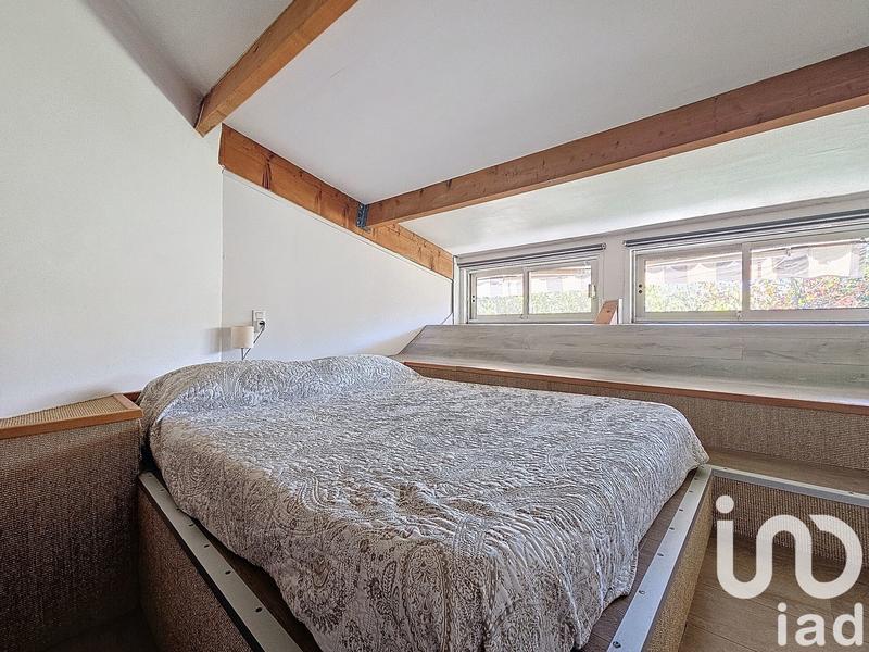 Maison - 204 m² - 9 pièces