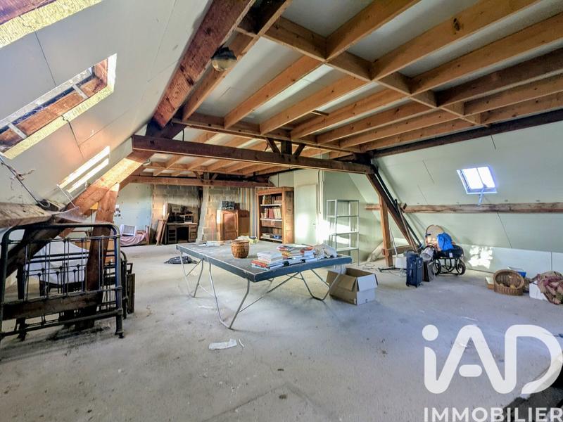 Maison - 200 m² - 9 pièces