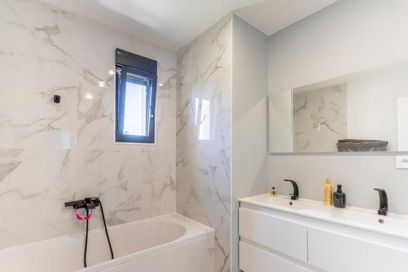 Maison - 82 m² - 4 pièces