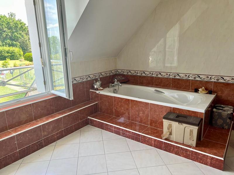 Maison - 150 m² - 7 pièces