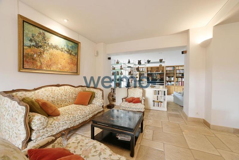 Mas - 350 m² - 10 pièces