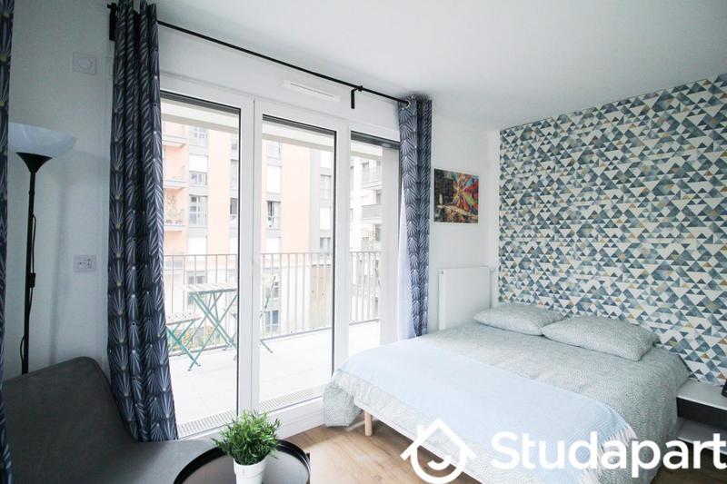 Chambre - 10 m² - 1 pièce