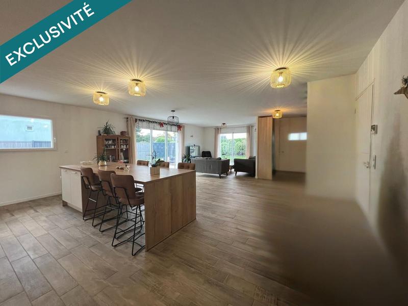 Maison - 121 m² - 5 pièces