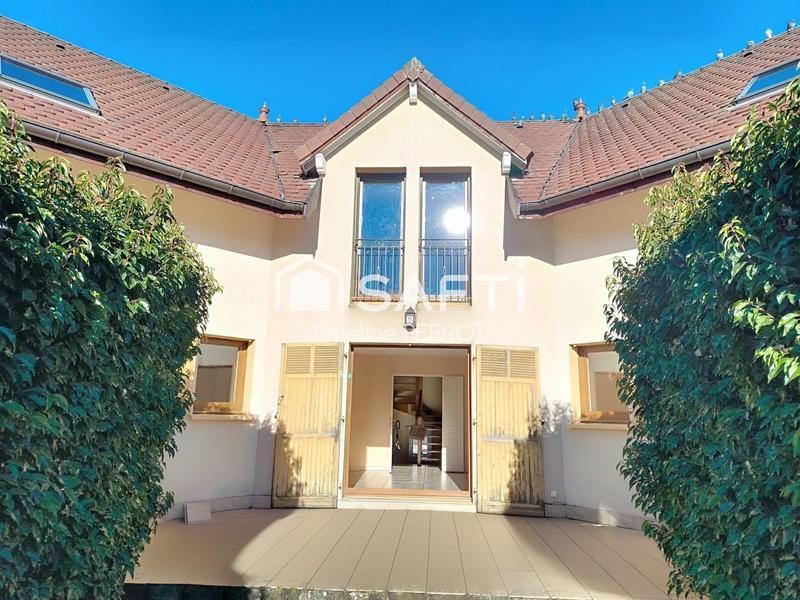 Appartement - 117 m² - 4 pièces