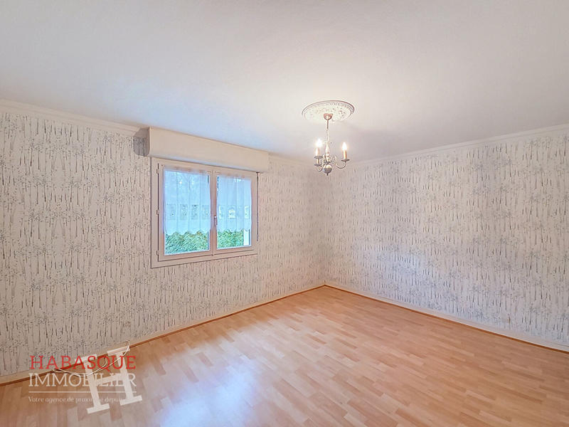 Appartement - 83 m² - 4 pièces