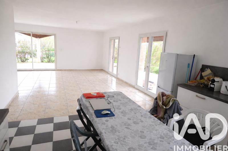 Maison - 251 m² - 10 pièces