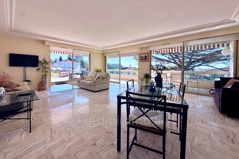 Appartement - 95 m² - 3 pièces