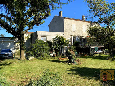 Maison - 180 m² - 6 pièces