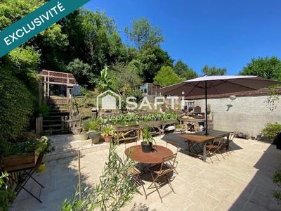 Maison de village - 120 m² - 8 pièces