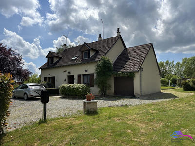 Maison - 104 m² - 4 pièces