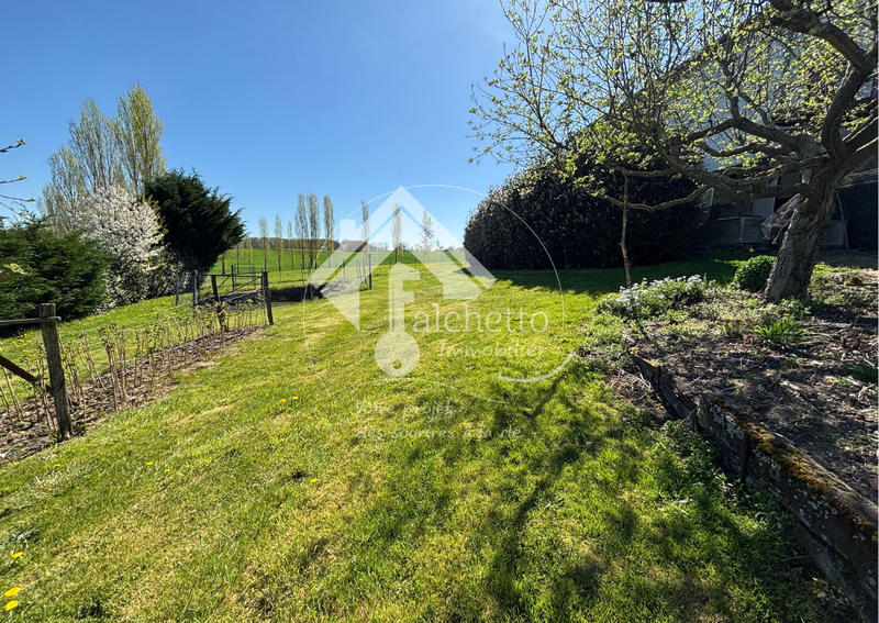 Maison - 200 m² - 7 pièces