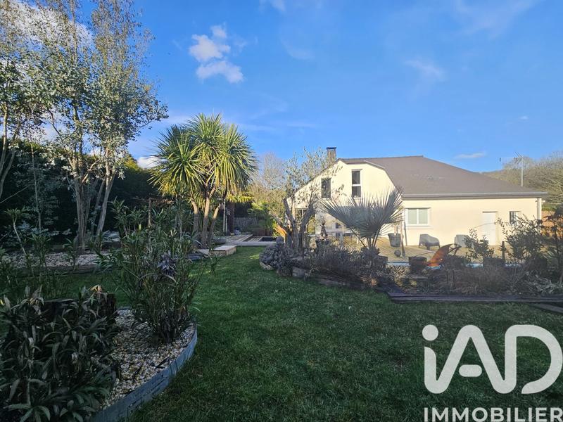 Maison de maîtres - 177 m² - 7 pièces