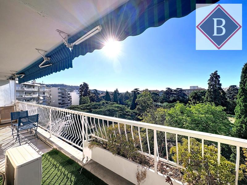 Appartement - 97 m² - 4 pièces