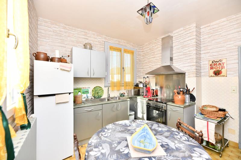 Maison - 102 m² - 5 pièces