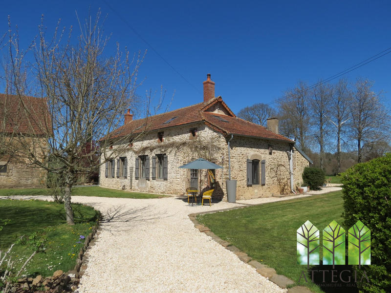 Maison - 170 m² - 6 pièces