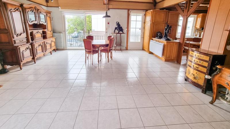 Maison - 100 m² - 4 pièces