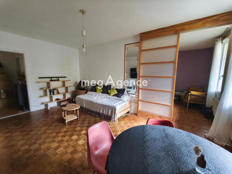 Appartement - 82 m² - 4 pièces