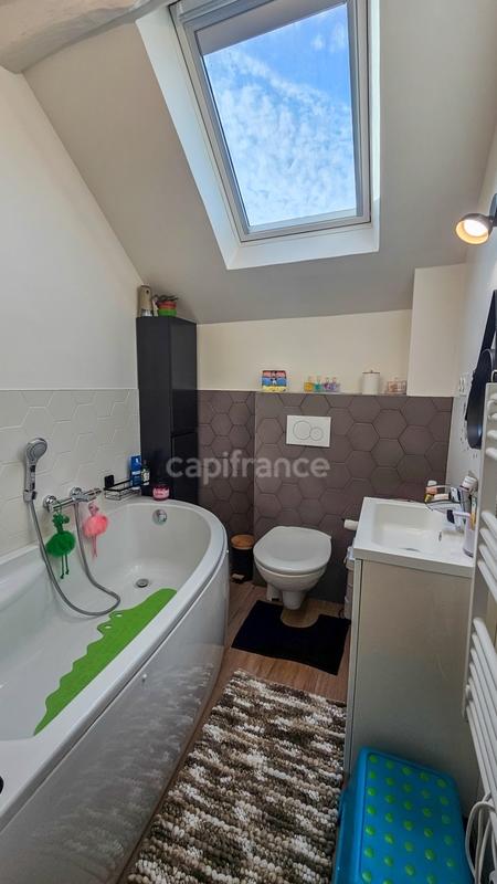 Maison - 109 m² - 6 pièces