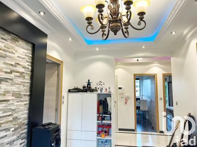 Appartement - 70 m² - 4 pièces