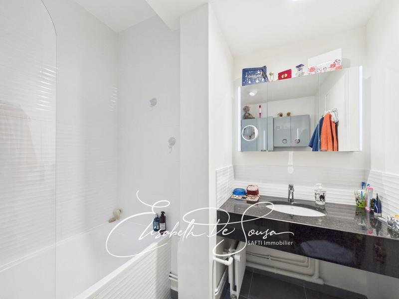 Appartement - 114 m² - 5 pièces