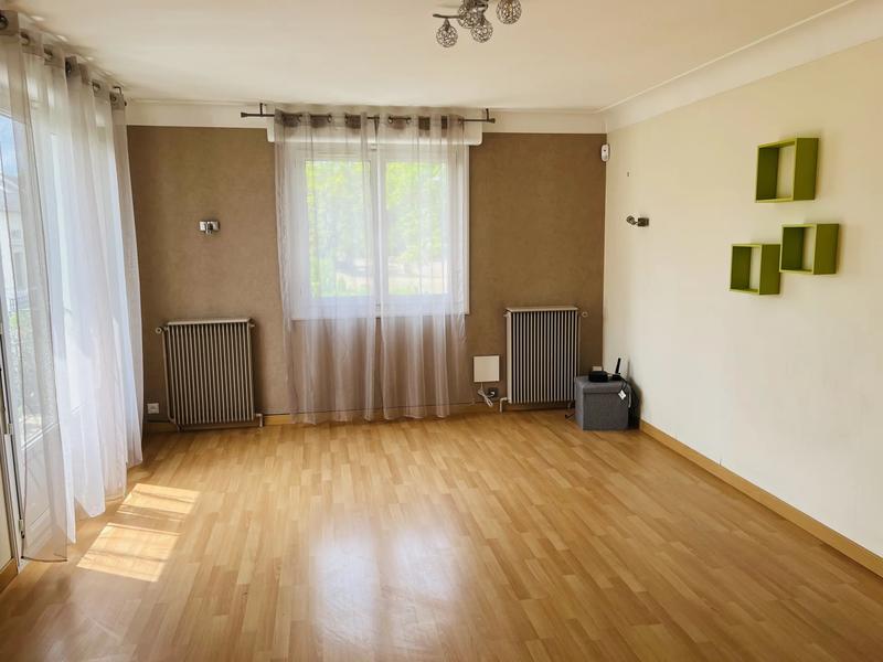 Maison - 141 m² - 6 pièces