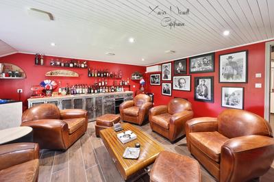 Maison - 291 m² - 10 pièces