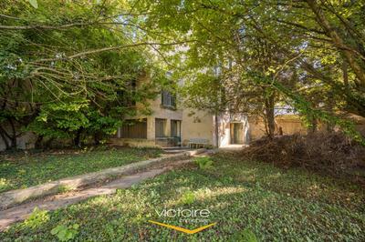 Maison - 163 m² - 7 pièces