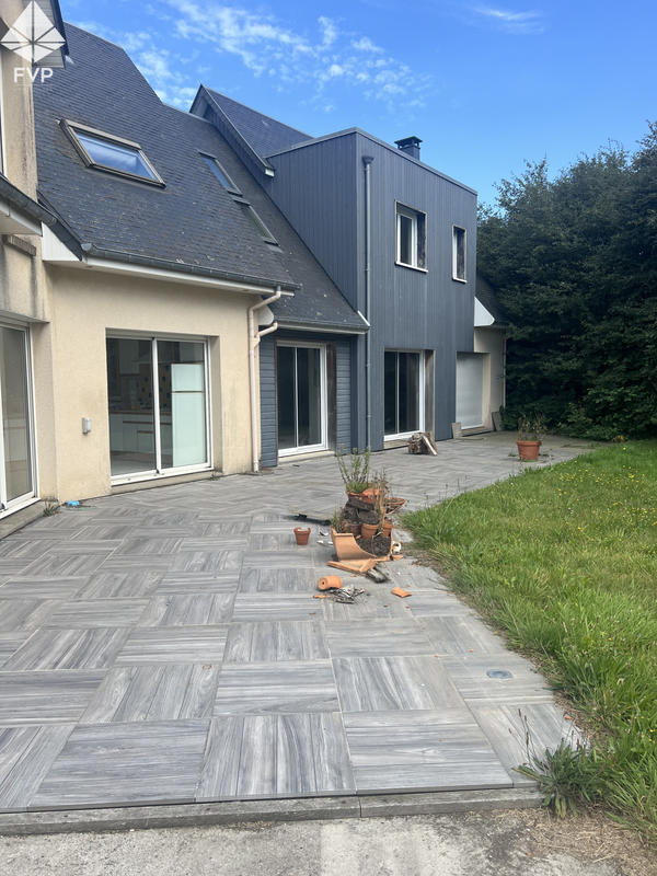 Maison de village - 316 m² - 11 pièces