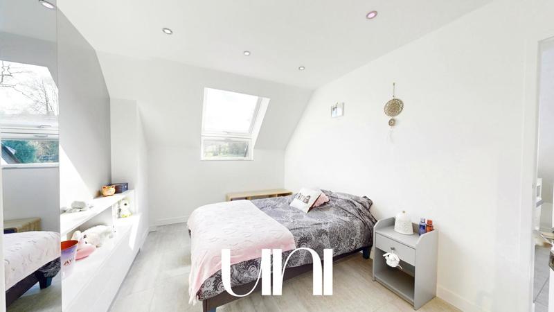 Maison - 157 m² - 4 pièces