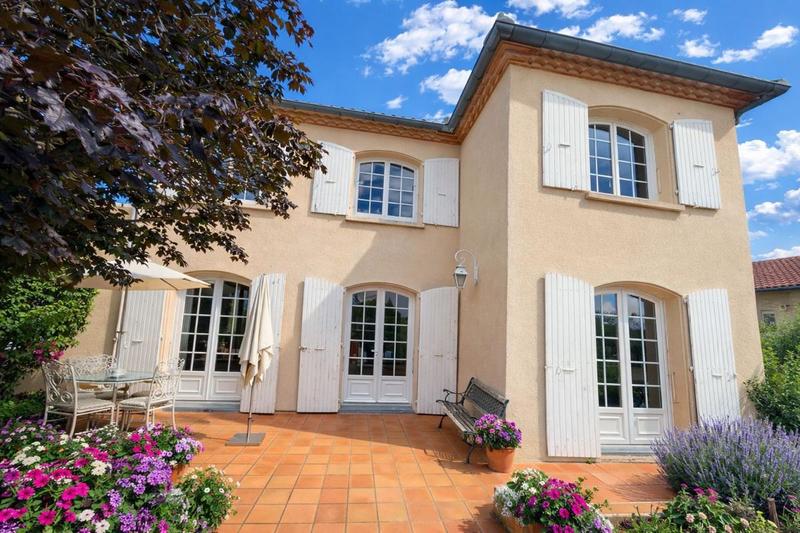 Maison - 159 m² - 7 pièces