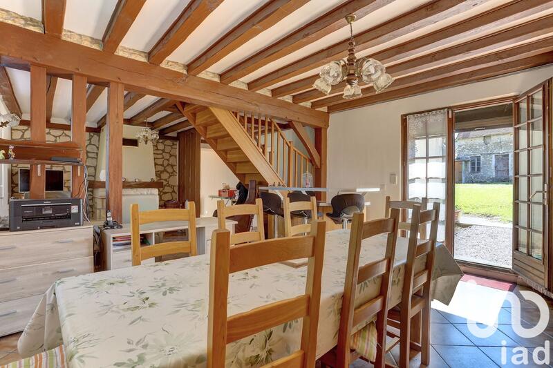 Maison - 205 m² - 6 pièces