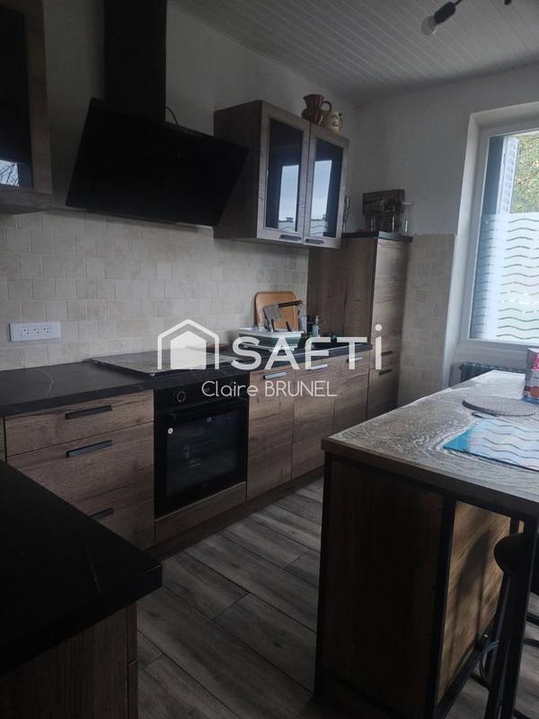 Maison - 95 m² - 4 pièces