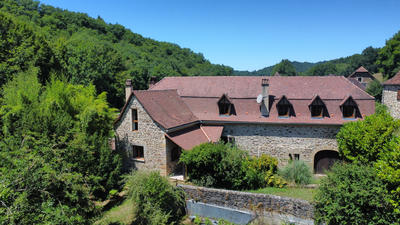 Maison - 162 m² - 6 pièces