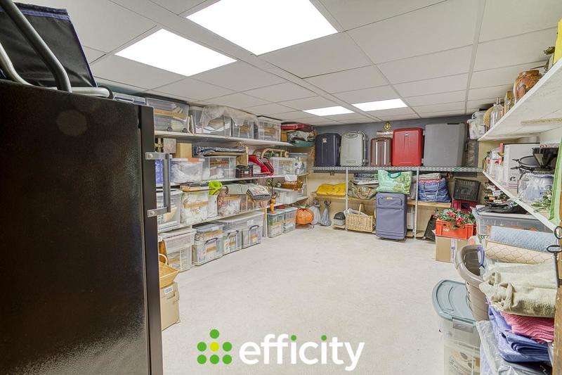 Maison - 193 m² - 8 pièces