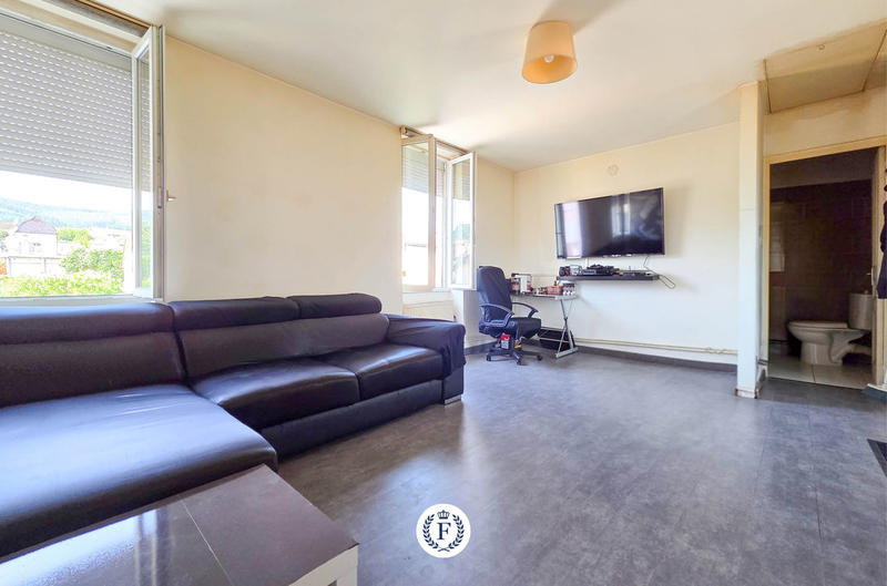 Maison de village - 90 m² - 5 pièces