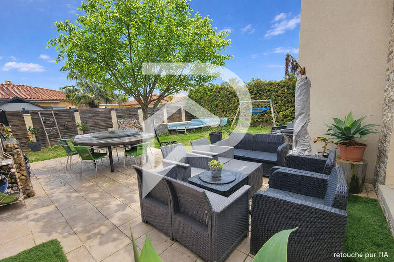 Maison - 111 m² - 5 pièces