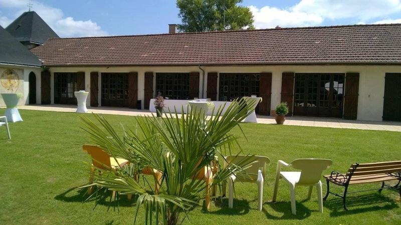 Local commercial - 1 050 m² - 10 pièces