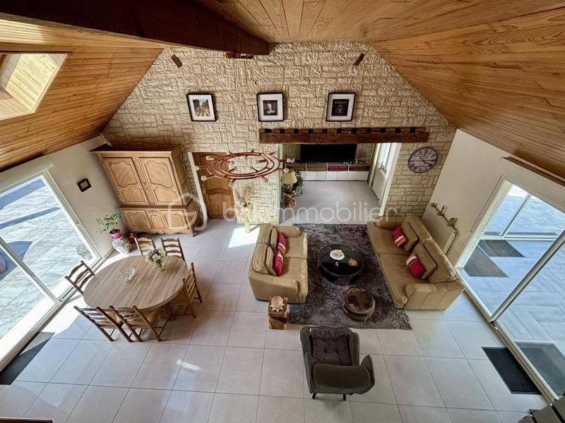 Maison - 127 m² - 6 pièces