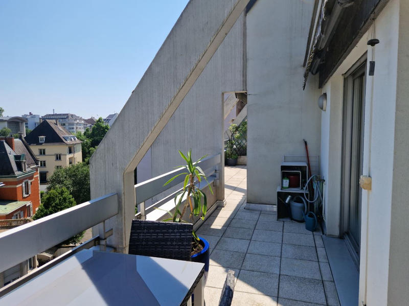 Appartement - 135 m² - 6 pièces