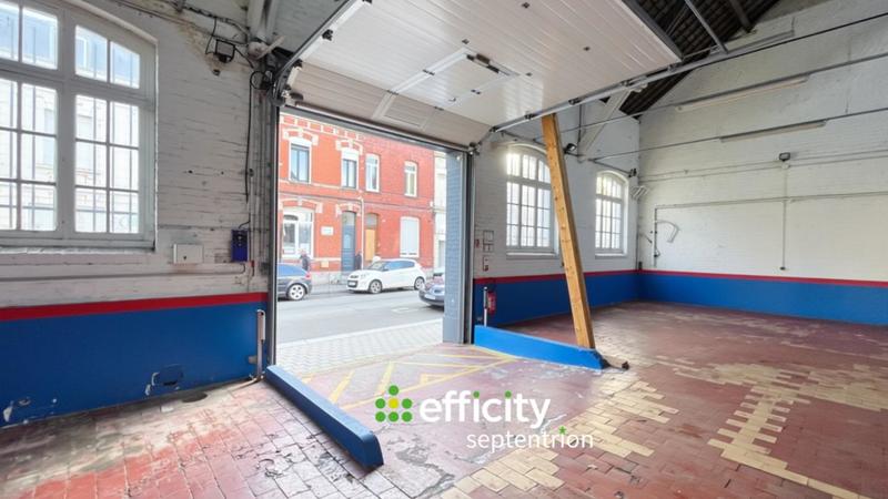 Local commercial - 150 m² - 3 pièces