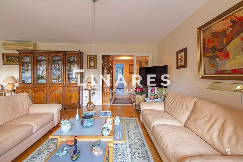 Appartement - 120 m² - 5 pièces