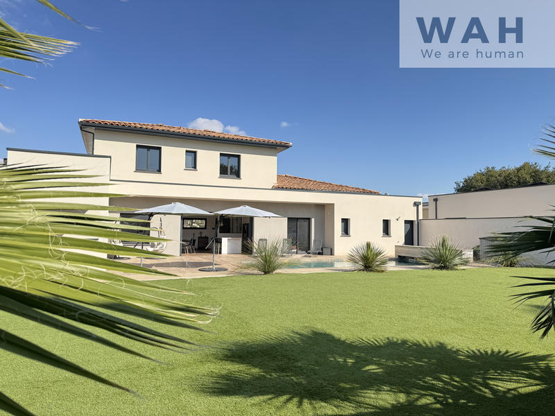Villa - 155 m² - 6 pièces