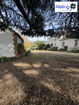 Maison ancienne - 196 m² - 8 pièces