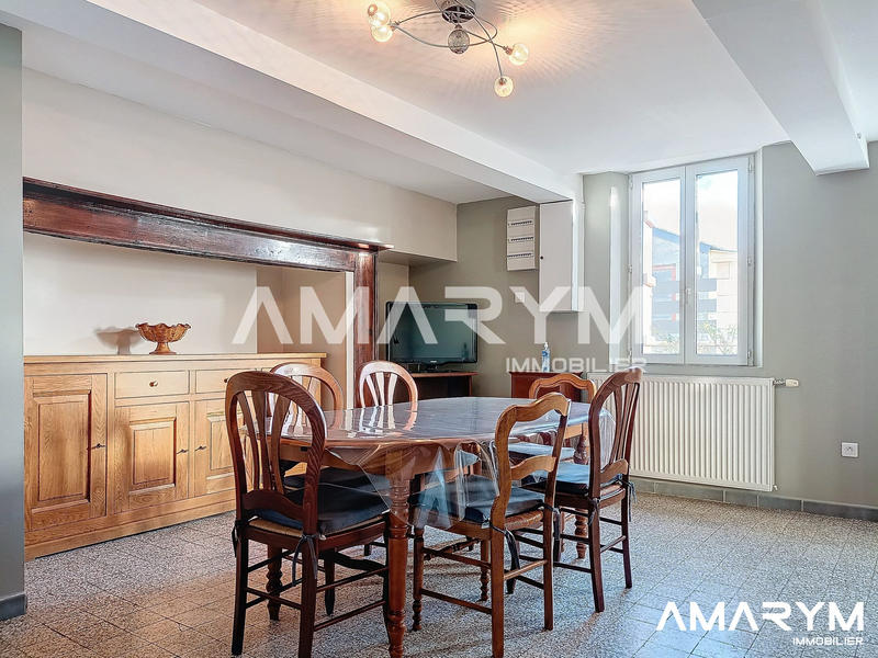 Maison ancienne - 180 m² - 8 pièces