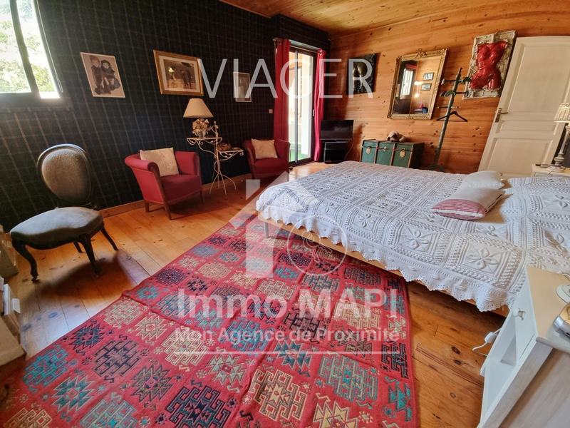 Viager - Maison - 478 m² - 14 pièces