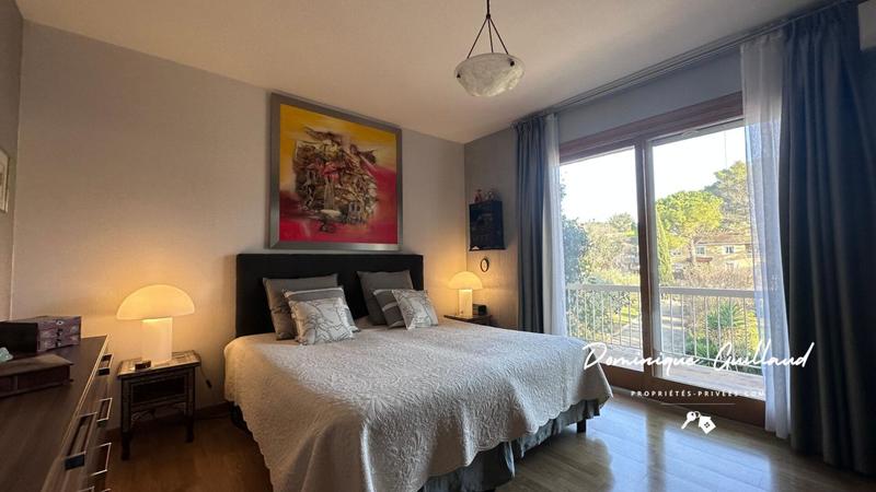 Maison - 280 m² - 7 pièces